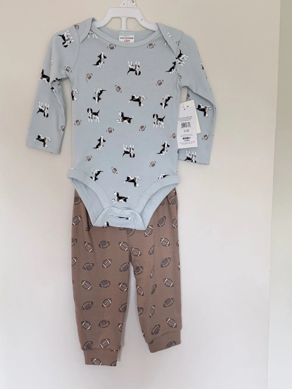 Football and dogs onsie and sweatpants size 12 mo